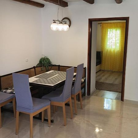 Apartment Dinka Kornic Exterior photo