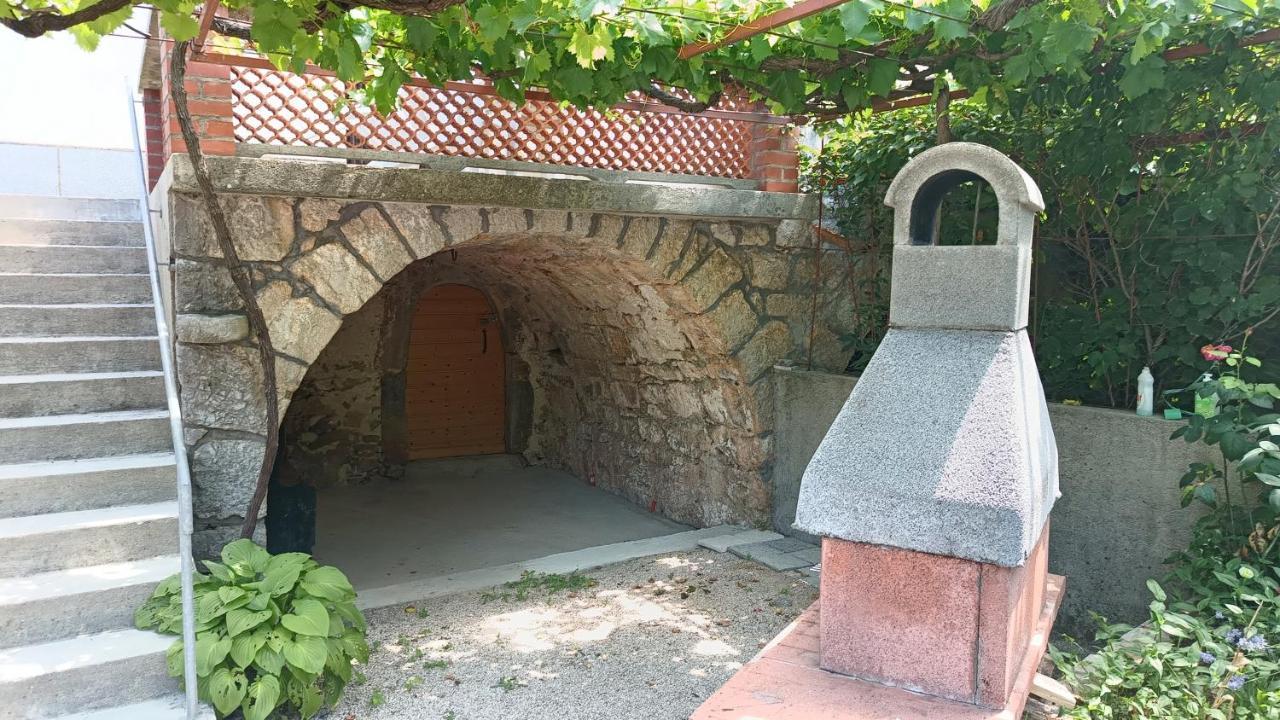 Apartment Dinka Kornic Exterior photo